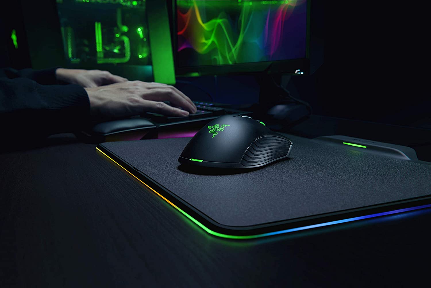 RAZER MAMBA HYPERFLUX + FIREFLY HYPERFLUX BUNDLE WIRELESS POWER